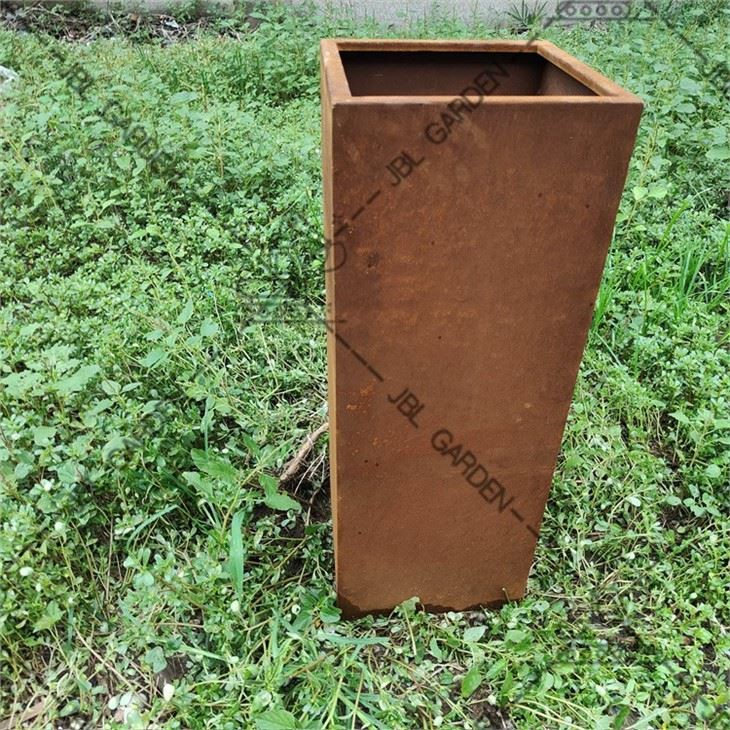 30 Inch Outdoor Planters