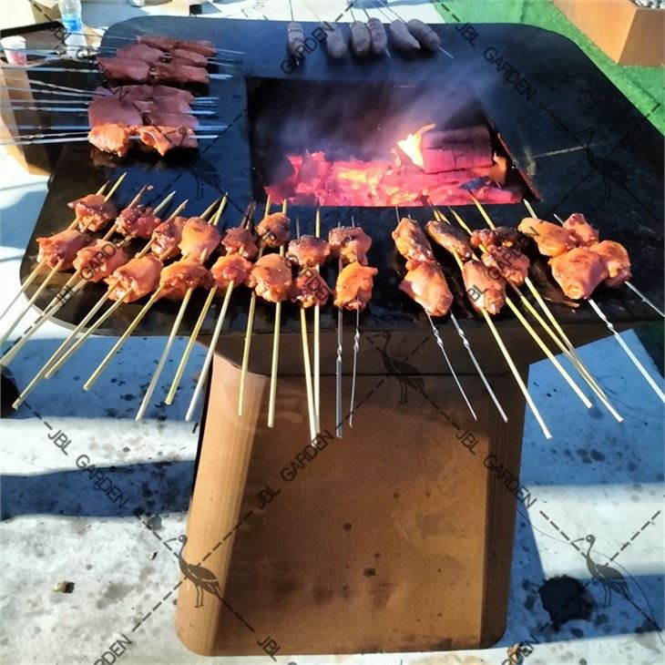 Square BBQ