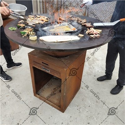 Mukautetut Cortenin ulkogrillit