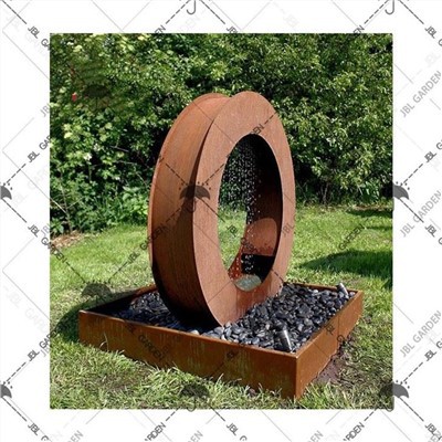 Räätälöity koristeellinen puutarhasuihkulähde
