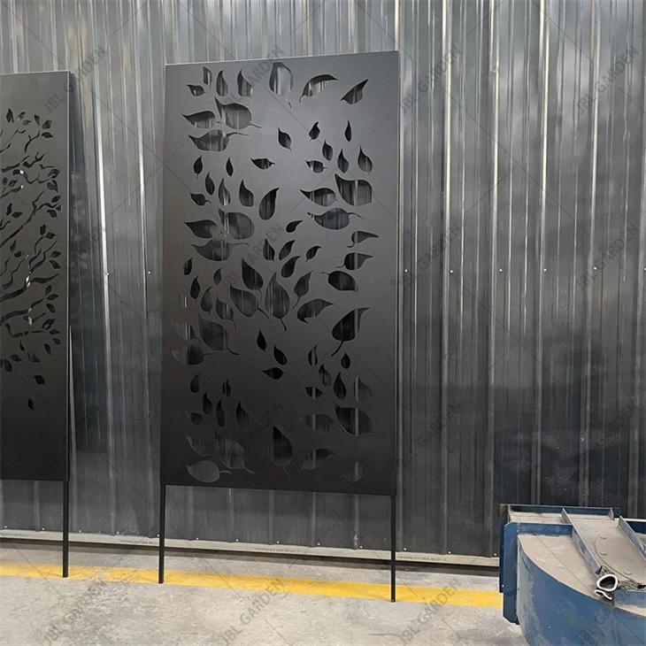 Jauhemaalatut näytöt