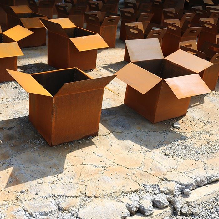 Modern Steel Flower Planter suppliers